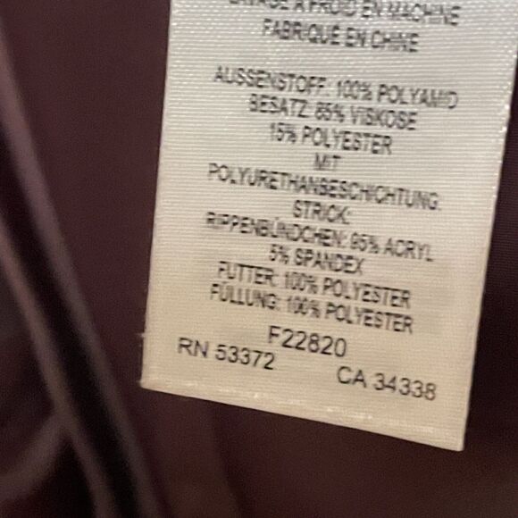 French Connection Burgundy Wine Asymmetrical Pillow Hood Puffer Coat Women Med. - Picture 13 of 16